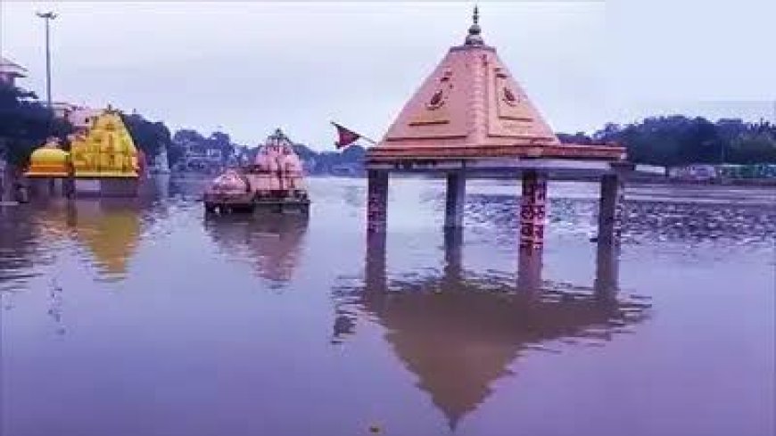 देशभर में मानसून का कहर: हिमाचल में लैंडस्लाइड, उज्जैन में क्षिप्रा उफान पर, गुजरात-यूपी में जलभराव