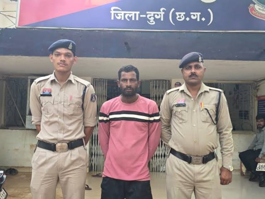 दुर्ग में 'ऑपरेशन विश्वास' की बड़ी कार्रवाई: 3 आरोपी गिरफ्तार, नशीली टेबलेट और अवैध शराब सहित ₹97 हजार से ज्यादा का सामान जब्त