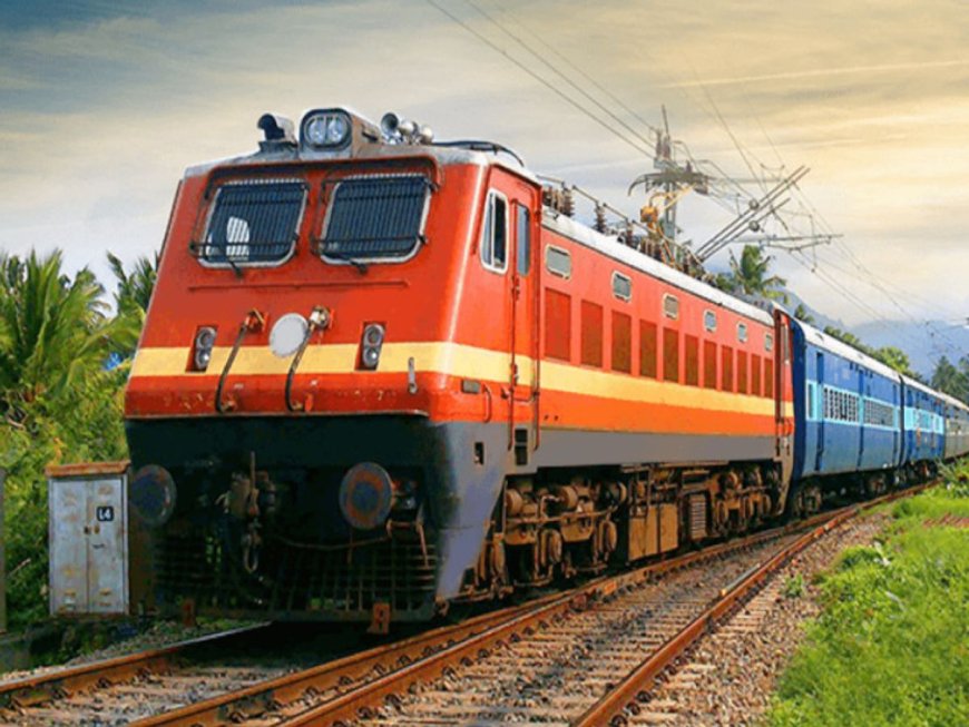 अब स्लीपर कोच में भी मिलेगी बेडरोल सुविधा: दुर्ग-भोपाल अमरकंटक एक्सप्रेस से शुरुआत, ₹40 में चादर और ₹10 में तकिया