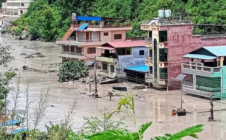 नेपाल में भीषण बाढ़ का खौफनाक वीडियो, गांव की ओर बढ़ता दिखा सैलाब