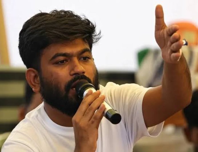 छात्रों को भी नोएडा मजदूरों की तरह निशाना बनाने की कोशिश: अभिजीत दिपके